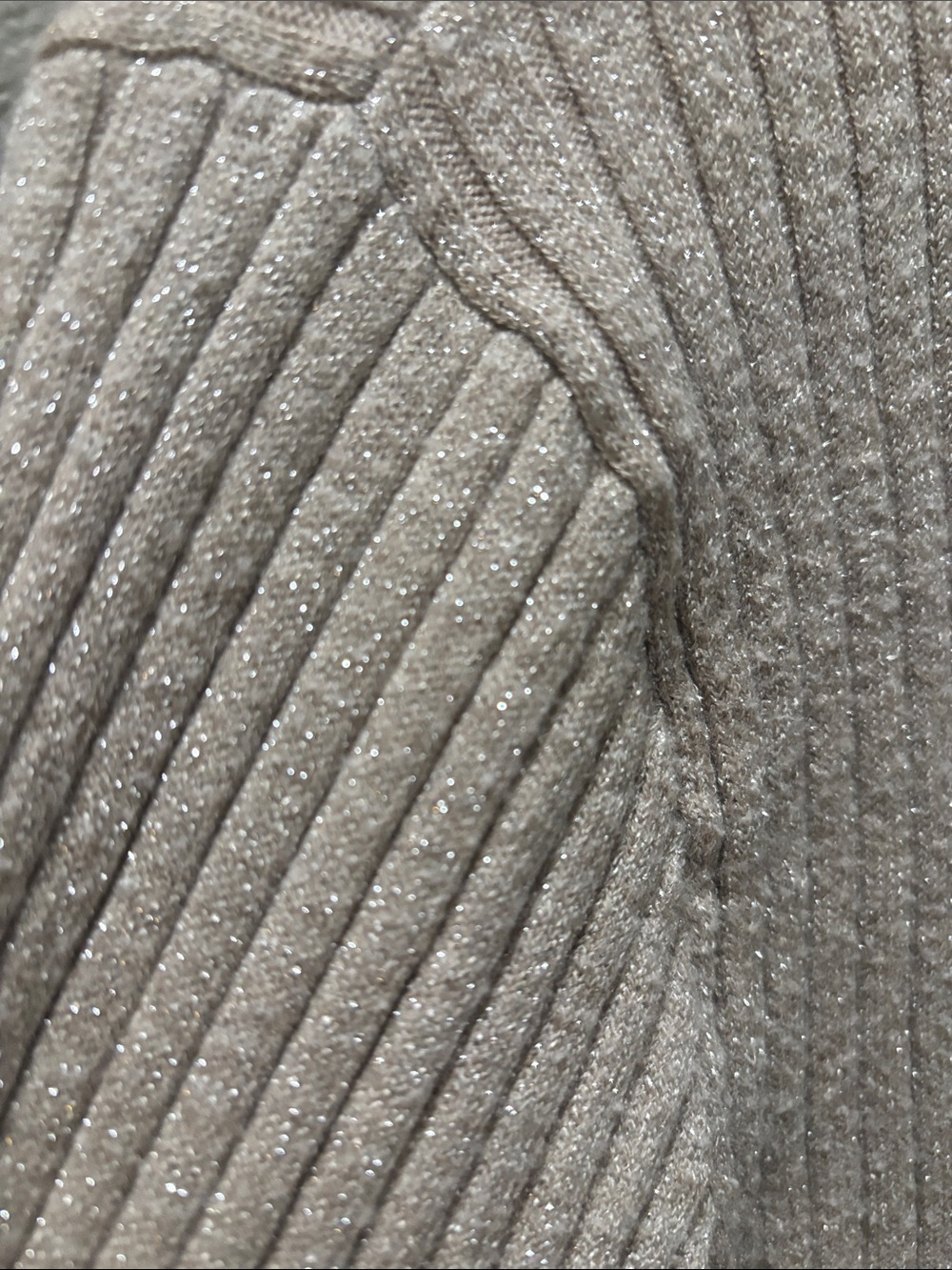 Shimmery Cream Ribbed V-Neck Button Cardigan - Picture 2 of 5